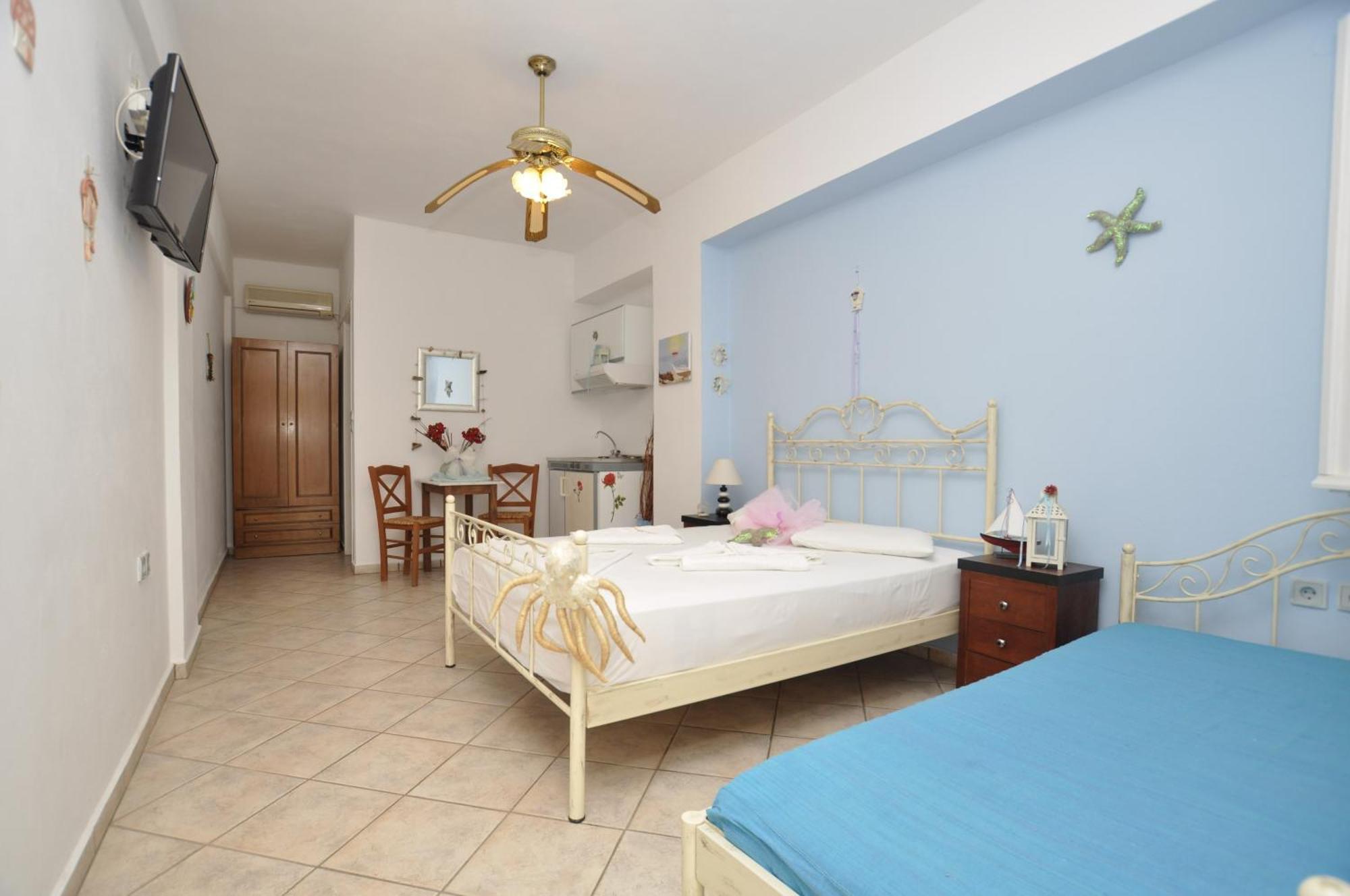 Manos Apartments Мегас-Ялос-Нитес Номер фото