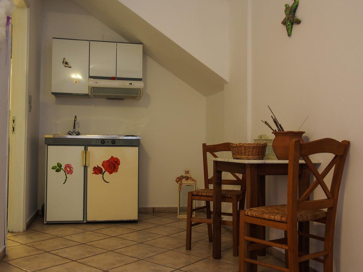 Manos Apartments Мегас-Ялос-Нитес Экстерьер фото